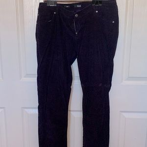 Dark purple soft corduroy material skinny pants